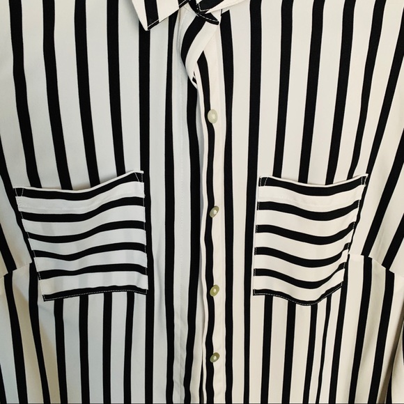 Cute Black and White Striped Blouse - Picture 3 of 4